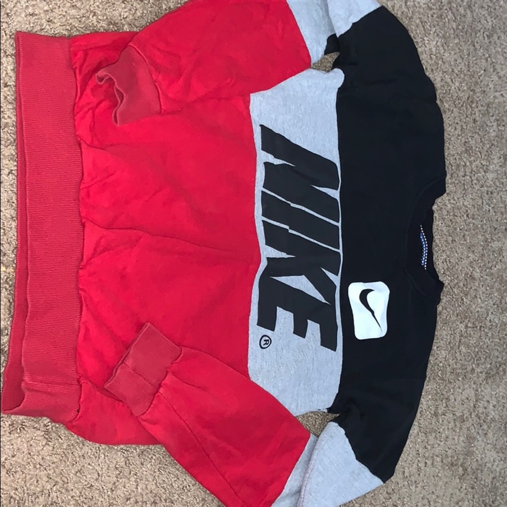 Nikita sweater